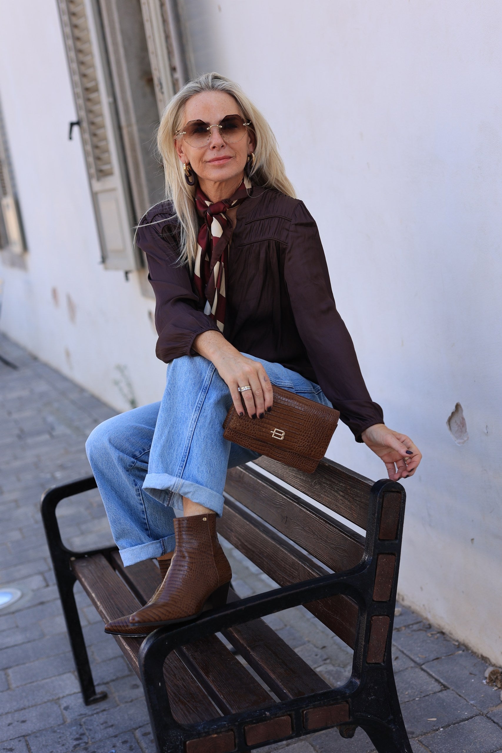 מגפון בוקרים קרוקו-חום