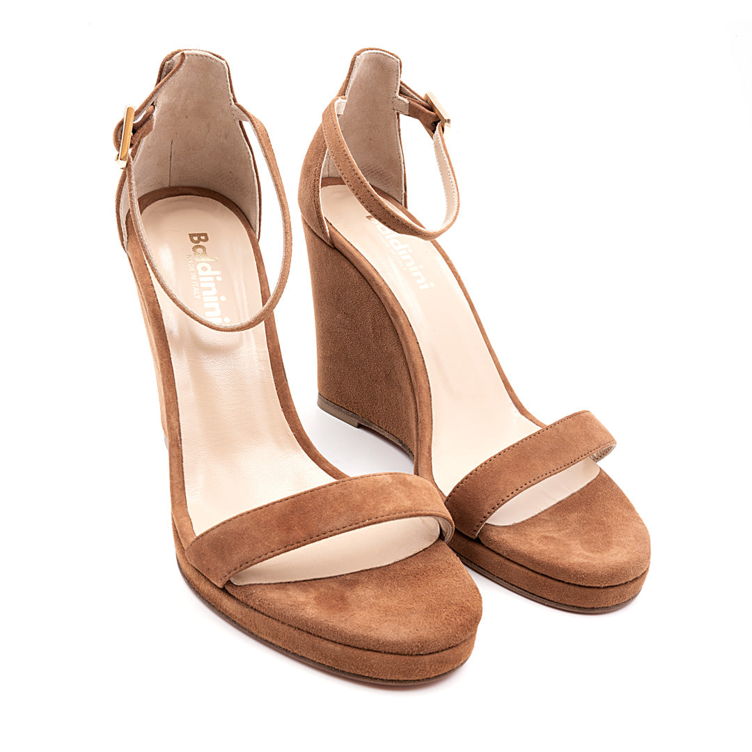 סנדל רוקי זמש