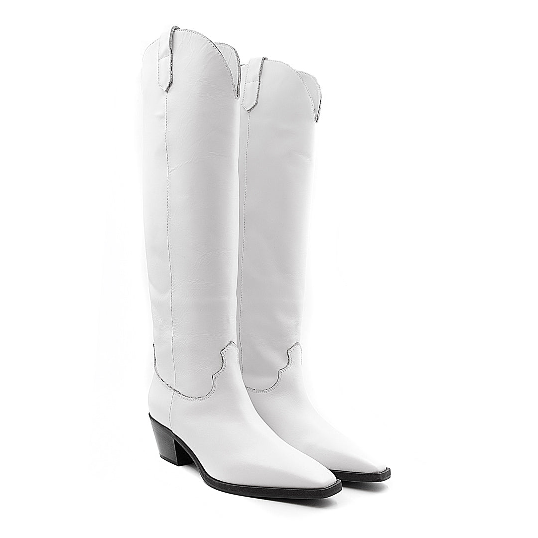 מגף בוקרים לבן