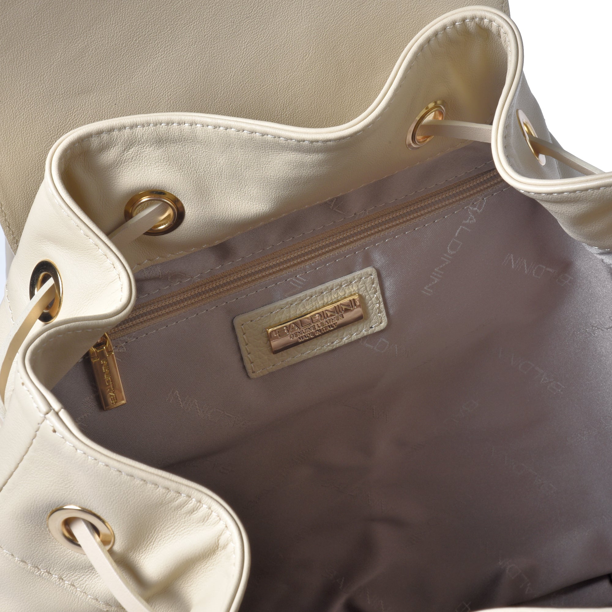 תיק גב צמר-וניל