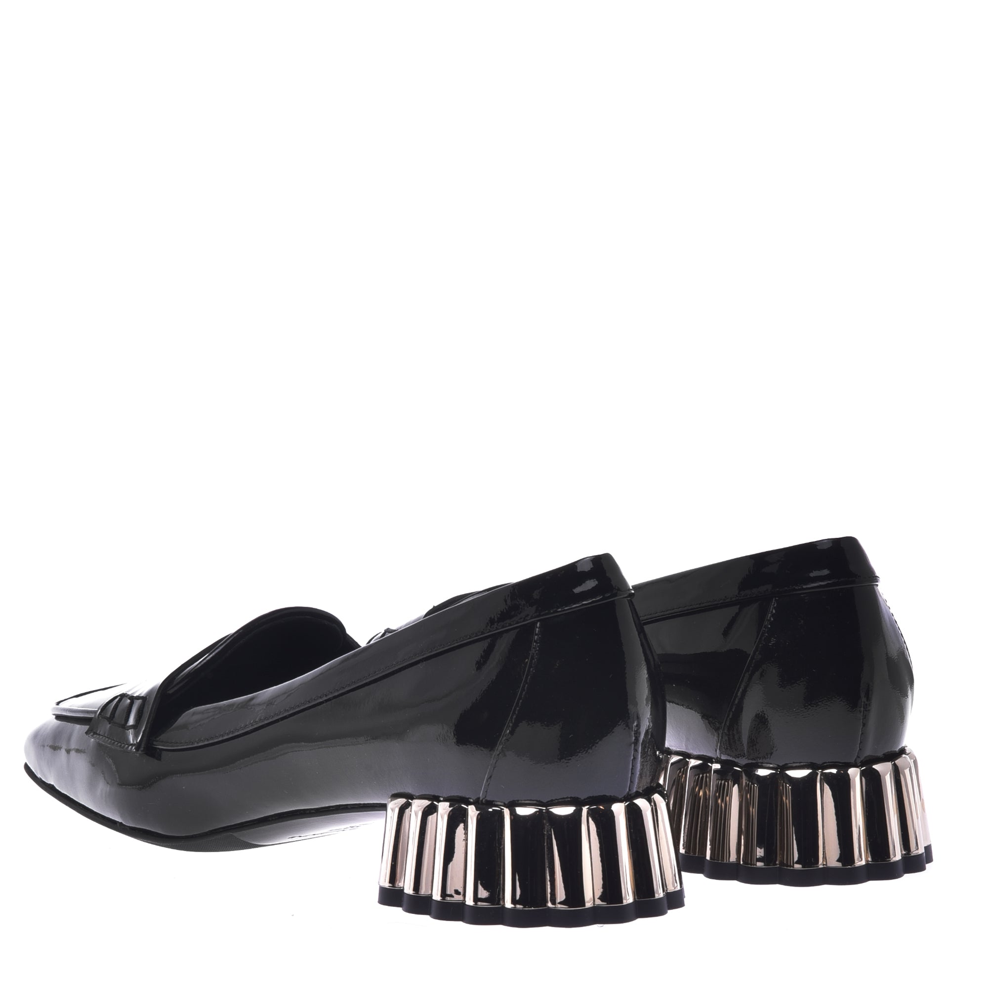 מוקסין קלאסי עקב-שחור